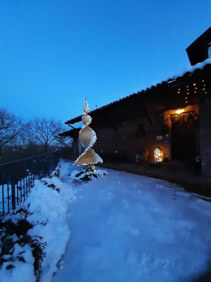 Tenuta Degli Angeli Rossi Асті Екстер'єр фото