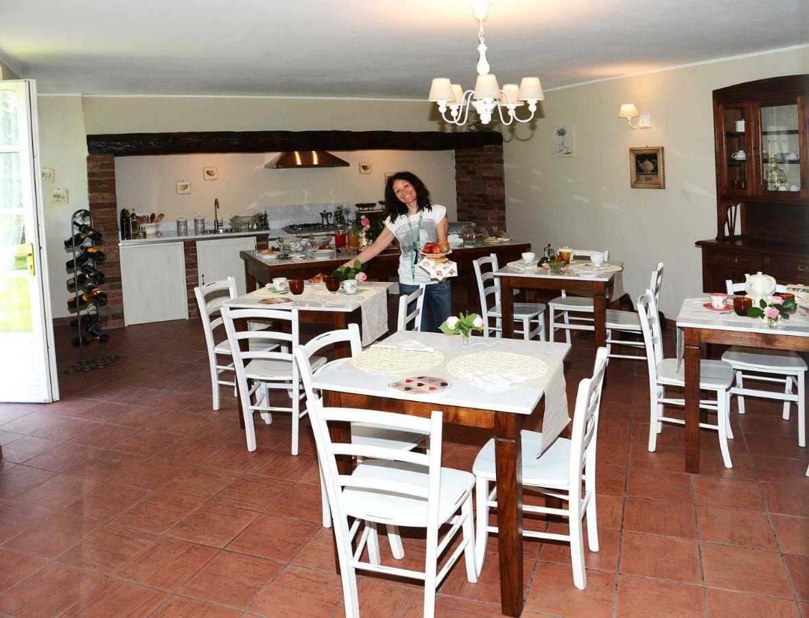 Tenuta Degli Angeli Rossi Асті Екстер'єр фото